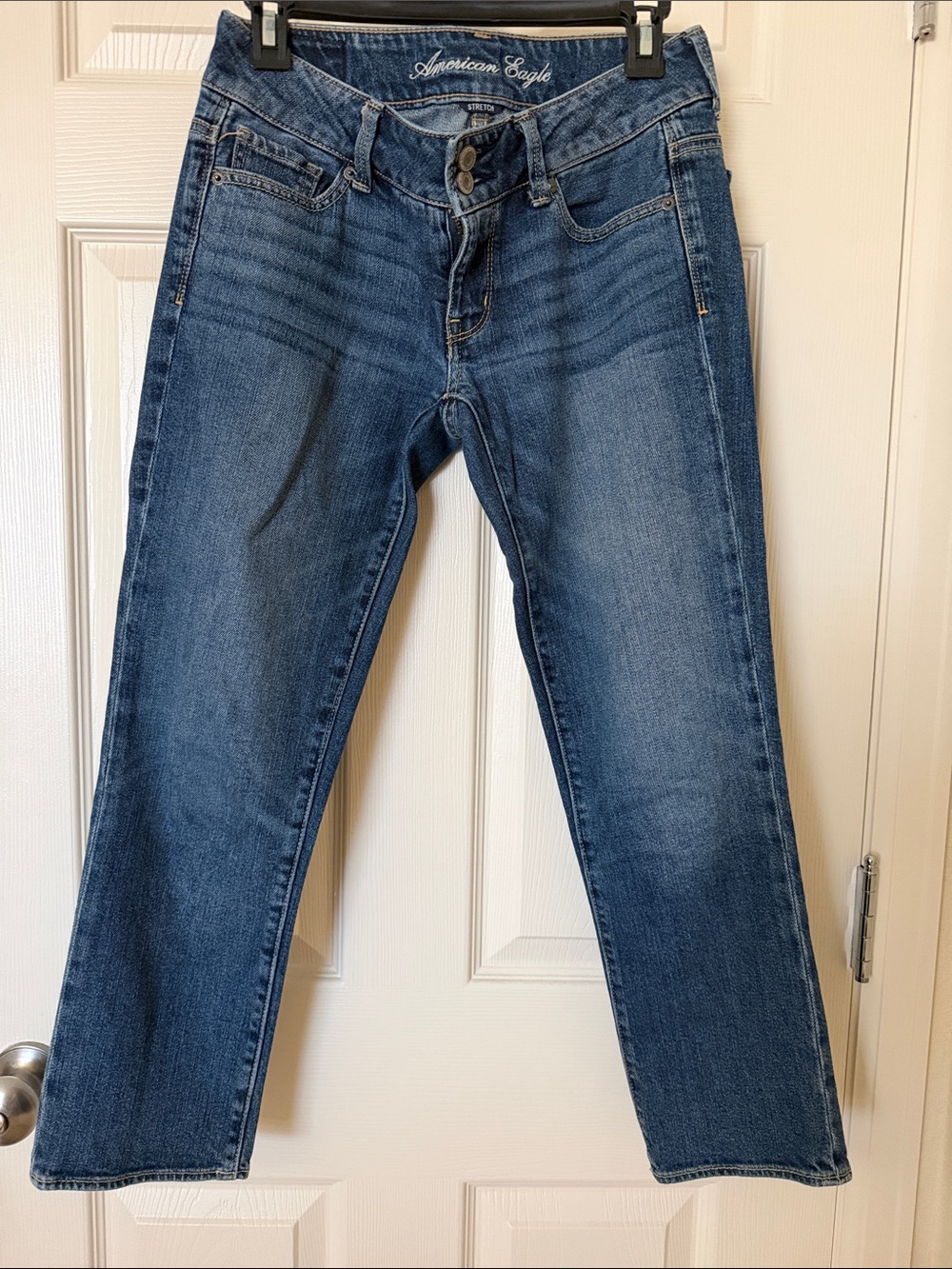 American Eagle Outfitters Women’s Straight Leg Blue Jeans